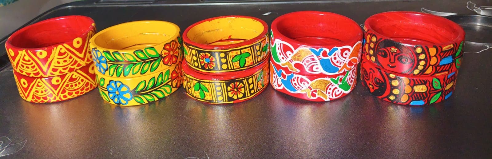 Traditional Hand-Painted Mithila Lahathi (Lac Bangles)